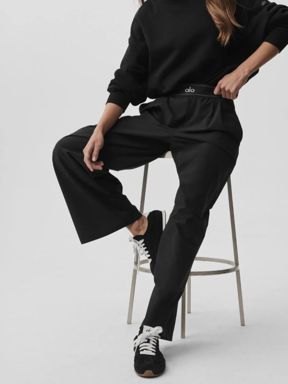 🖤 Brand New Black Alo Yoga Suit Up Pants (Regular:30”inseam) 😘 Elevated Basic - Picture 9 of 9